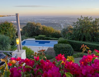 4 Bedrooms Villa with Panoramic View Goldra | VLGD-001